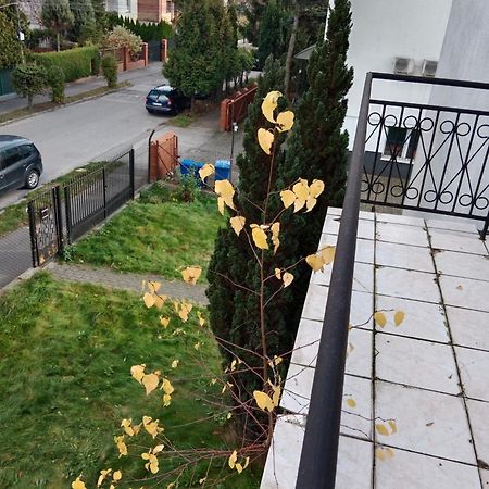 La Madriguera Bed & Breakfast Raszyn Exterior photo