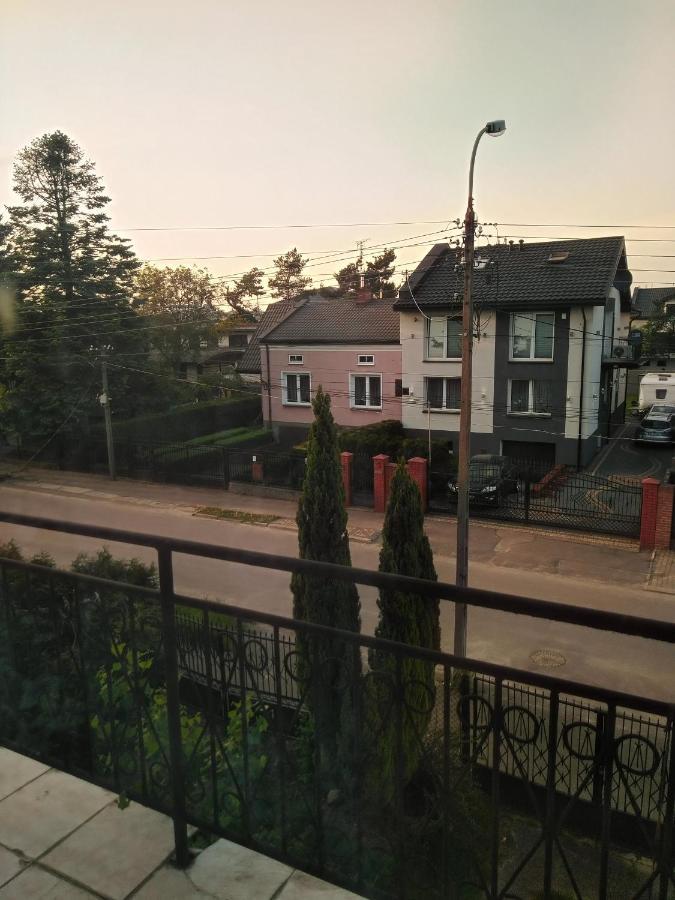 La Madriguera Bed & Breakfast Raszyn Exterior photo